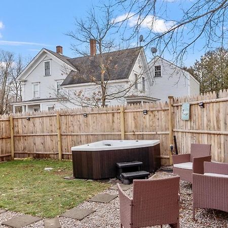 New!! Lovely Unit W/ Private Hot Tub And Patio! Лакония Экстерьер фото