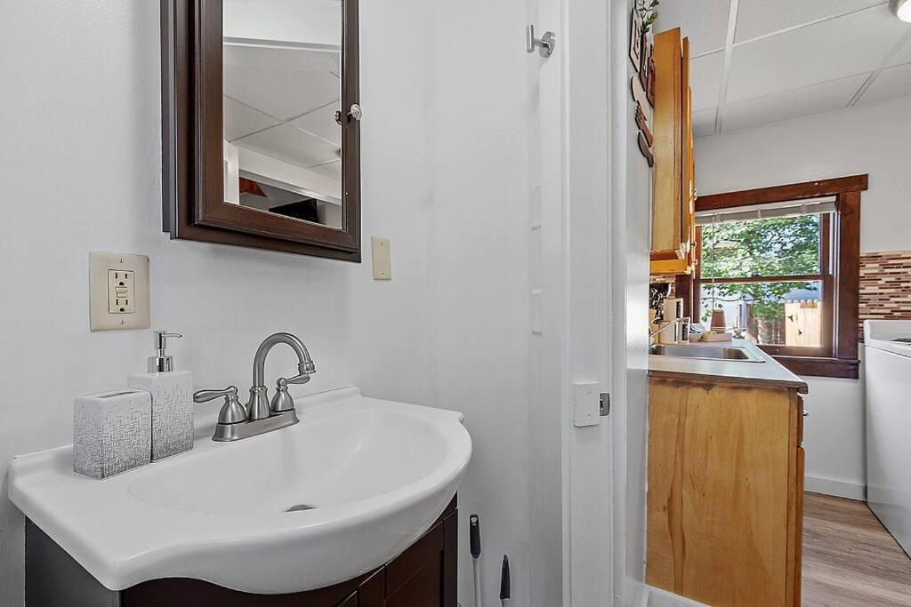 New!! Lovely Unit W/ Private Hot Tub And Patio! Лакония Экстерьер фото