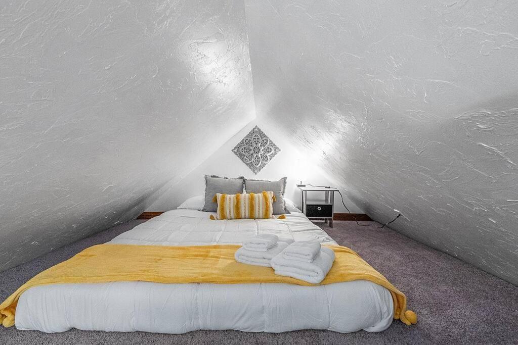 New!! Lovely Unit W/ Private Hot Tub And Patio! Лакония Экстерьер фото