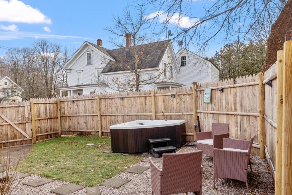 New!! Lovely Unit W/ Private Hot Tub And Patio! Лакония Экстерьер фото